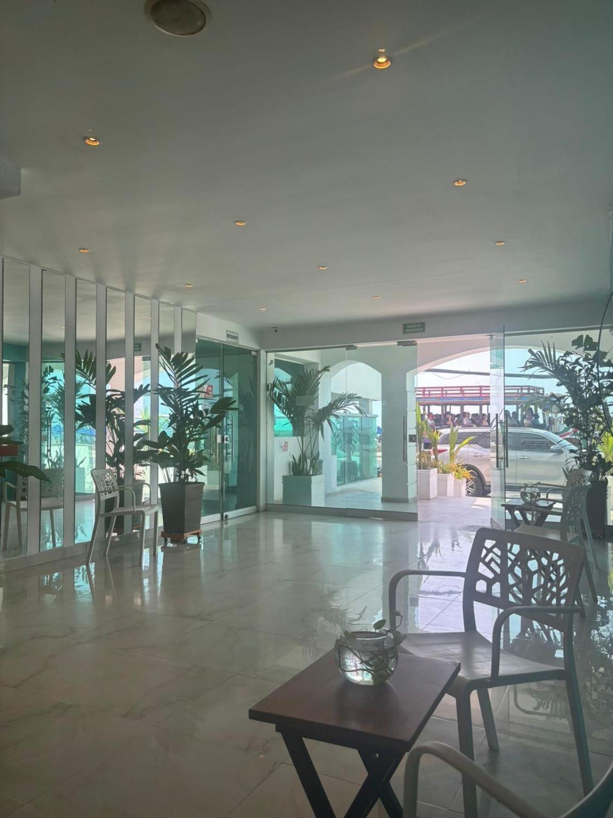 Hotel Isla Capri Cartagène Extérieur photo